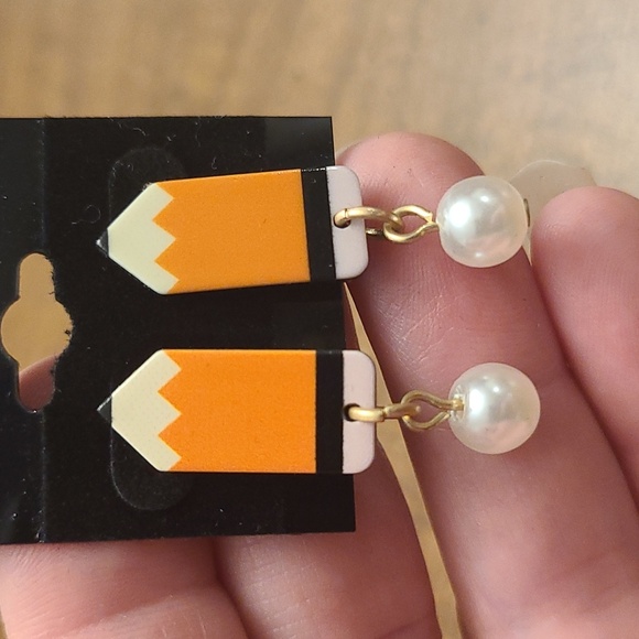 Cute Pencil Earrings - Picture 3 of 6